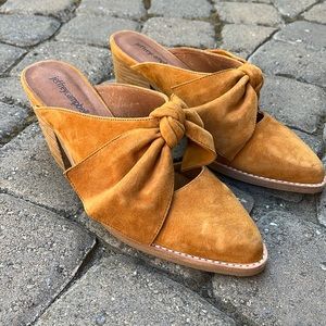 Jeffrey Campbell Cyrus Bow Mules